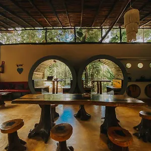 hostal-mulut-tulum.quintano-roohotels.com/