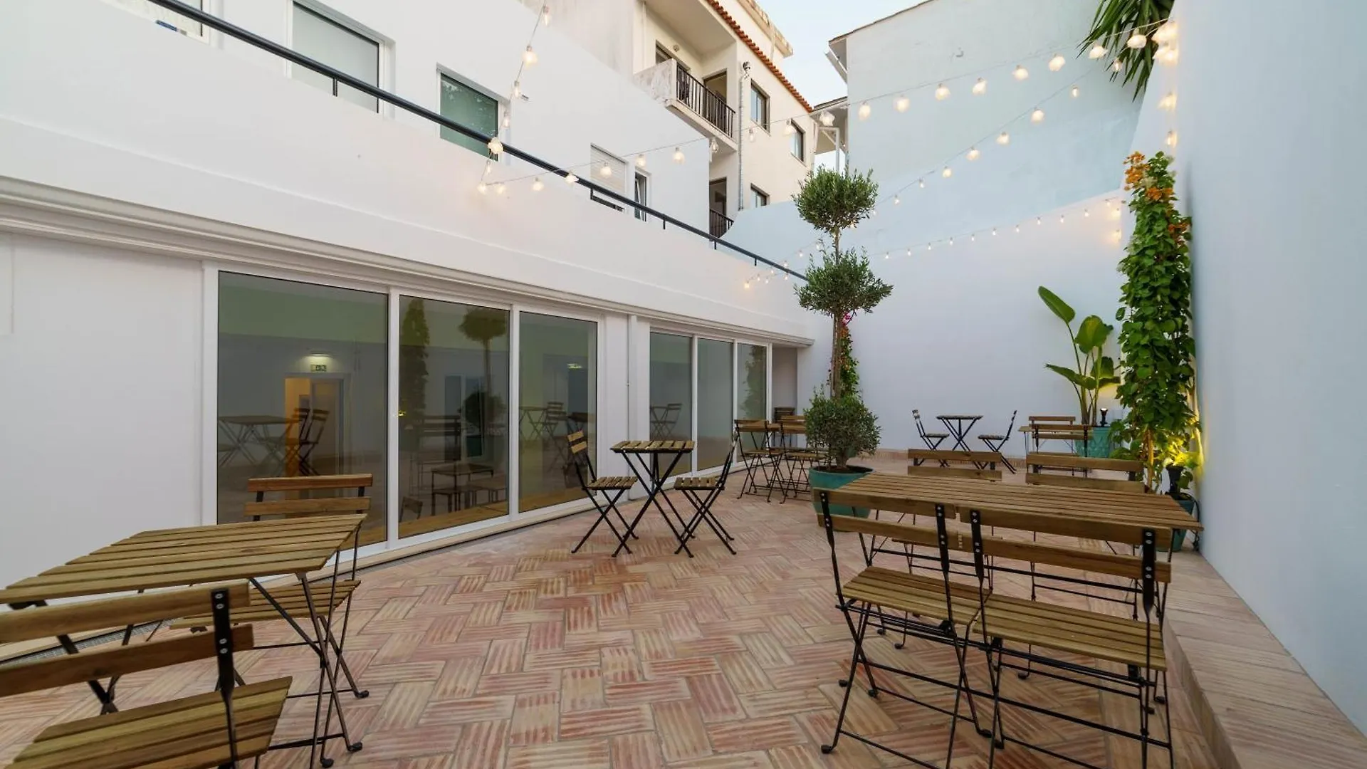 Atlantic Bliss Hostel Albufeira